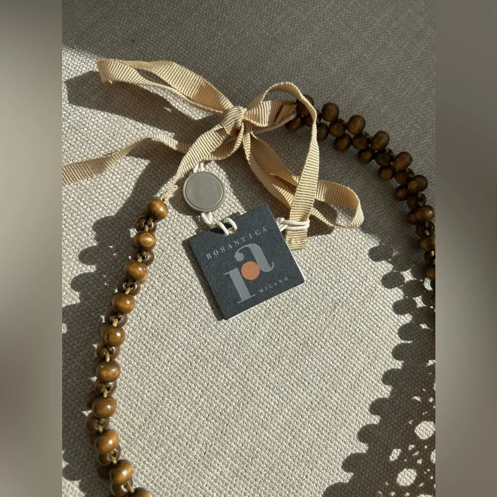 Designer ROSANTICA Sun Visor - Picture 9 of 11